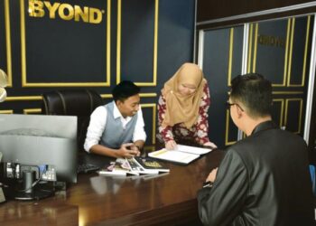 UNICEF mencadangkan gaji minimum disemak semula kepada RM2,102 berbanding RM1,500. – GAMBAR HIASAN/UTUSAN