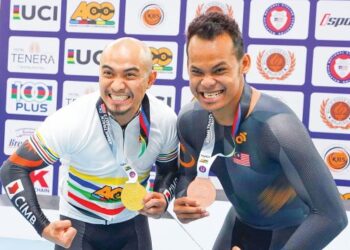 Datuk Azizulhasni Awang dan Muhammad Shah Firdaus Sahrom akan menambah seri saingan Kejohanan Trek Piala Dunia .