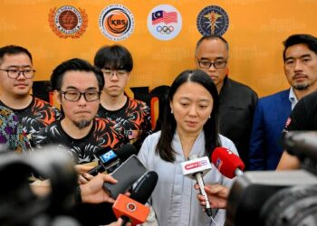 Hannah Yeoh mengambil serius isu pergaduhan yang berlaku dalam Liga Superimau, hujung minggu lalu malah berharap penganjur peka dengan kod tingkah laku sukan bagi mengelak kejadian sama berulang
