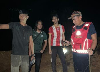 TIGA mangsa yang sesat ketika mendaki Bukit Janda Mandi, Kijal, Kemaman ditemukan selamat, pagi tadi.