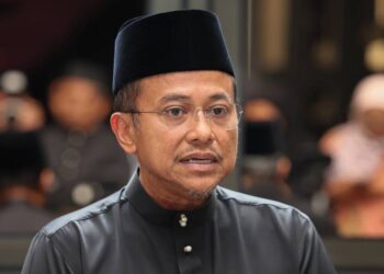 AHMAD SAMSURI MOKHTAR