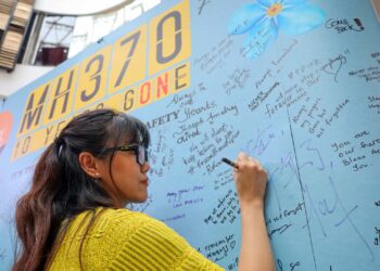 Kerajaan diminta memperincikan terma dan syarat perjanjian yang dipersetujui dengan syarikat Ocean Infinity dalam  pencarian bangkai pesawat MH370.