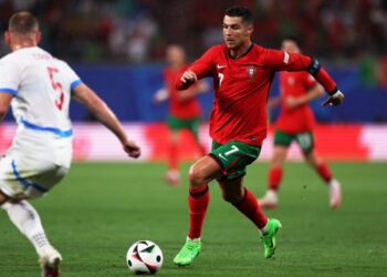 CRISTIANO Ronaldo masih menjadi tonggak utama Portugal kelayakan di Piala Dunia 2026. - AFP
