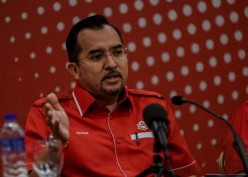 ASYRAF WAJDI DUSUKI