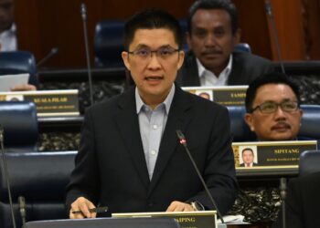 WONG KAH WOH