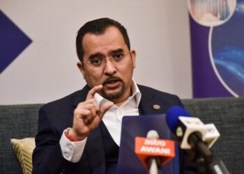 ASYRAF WAJDI DUSUKI