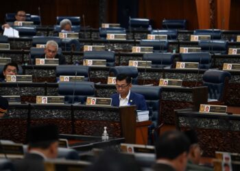 Ahli Parlimen turut mendapat elaun kehadiran dalam sidang Dewan Rakyat dan taklimat serta mesyuarat rasmi lain. – Gambar Jabatan Penerangan.