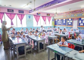 Penubuhan jawatankuasa khas guru duka lara penting supaya kelonggaran syarat pertukaran dari tiga tahun kepada dua tahun perkhidmatan yang diumumkan Menteri Pendidikan, Fadhlina Sidek tidak disalahgunakan.
