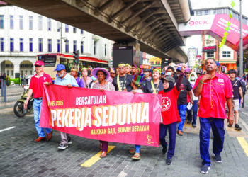 JIKA negara ingin membina sebuah tenaga kerja yang mampan dan berdaya saing, semua pihak perlu berganding bahu dalam membentuk semula ekosistem pekerjaan yang adil, menarik dan lestari untuk warga tempatan.
