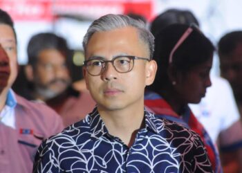 FAHMI FADZIL