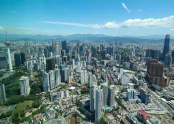 KEDUDUKAN Malaysia sebagai hab pembuatan dan perkhidmatan di Asia Tenggara memberikan landasan yang kukuh untuk transformasi digital.