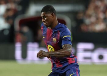 MARCUS Rashford kini beraksi bersmam Barcelona di La Liga. - AFP
