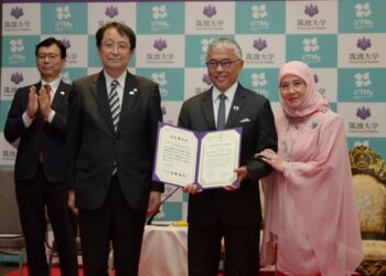 AL-Sultan Abdullah Ri’ayatuddin Al-Mustafa Billah Shah menerima penganugerahan Ijazah Kehormat daripada Universiti Tsukuba pada 2 September lalu.