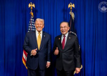 ANWAR Ibrahim dan Donald Trump.