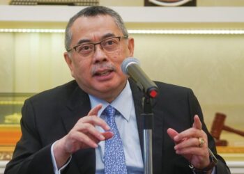 WAN AHMAD FARID 
WAN SALLEH