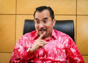 ASYRAF WAJDI DUSUKI