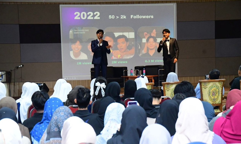 Mahasiswa AI