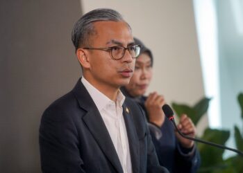 FAHMI FADZIL