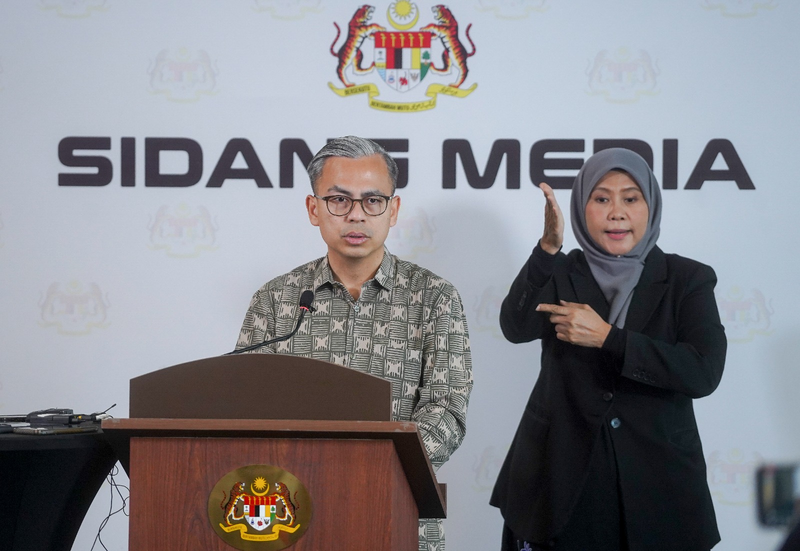 FAHMI FADZIL