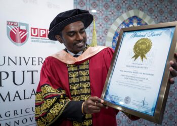 AI tidak bermaksud tesis diketepikan sepenuhnya, sebaliknya PhD kini perlu memperluas definisi sumbangan kedoktoran.