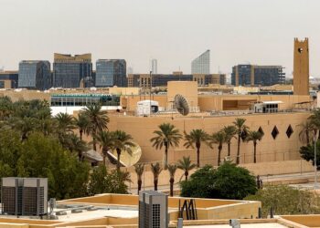 AS mengarahkan staf kedutaannya meninggalkan Arab Saudi. - AFP