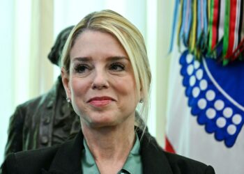 BONDI dipecat sebagai peguam negara oleh Trump. - AFP