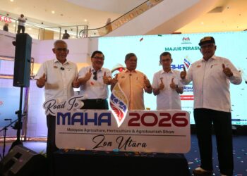 MOHAMAD Sabu (tengah) pada Majlis Peluncuran Road To MAHA 2026 Peringkat Zon Utara di Alor Setar, hari ini.