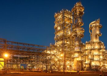 Gambar menunjukkan loji gas darat Pluto LNG milik Woodside Energy Ltd berhampiran Karratha di utara Australia Barat. - AFP