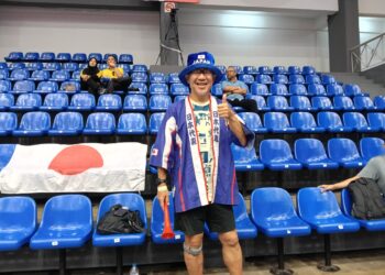 PENYOKONG Jepun yang hadir memberikan sokongan kepada negaranya di Piala Dunia Sepak Takraw 2026