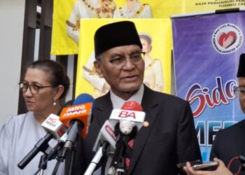 DZULKEFLY AHMAD