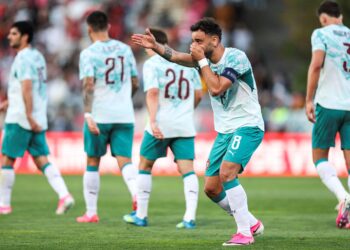 BRUNO Fernandes meraikan jaringan pada aksi persahabatan menentang Chile di Oeiras-AFP