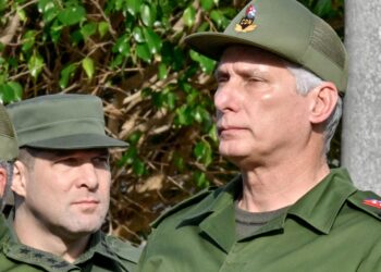 MIGUEL DIAZ-CANEL (kanan). - AFP