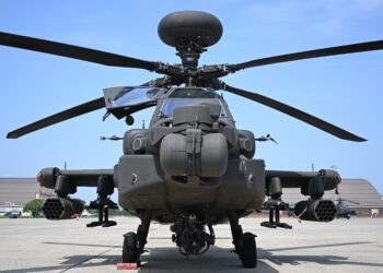GAMBAR fail sebuah helikopter Apache milik tentera AS. - AFP