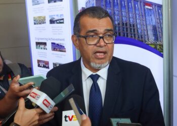 HASBI Habibollah ketika ditemui pemberita selepas merasmikan IRTF 2026 di Bukit Jambul, George Town, Pulau Pinang hari ini.-UTUSAN/DANIAL SAAD