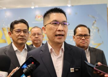 WONG Kah Woh ketika ditemui pemberita selepas Majlis Anugerah Perkhidmatan Cemerlang KPM 2025 di sini hari ini.