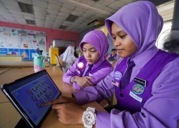 LAPORAN kajian awal selepas larangan bawah 16 tahun menunjukkan ramai remaja masih menggunakan media sosial melalui pelbagai cara, termasuk akaun palsu dan pintasan teknikal.