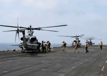 OPERASI ketenteraan Amerika Syarikat (AS) ke atas Iran dihentikan pada Jumaat, Sabtu dan Ahad. - AFP