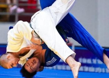 Aksi Amir Daniel Abdul Majeed dalam satu kejohanan judo.