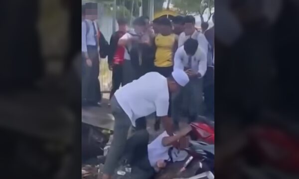 Belasah buli