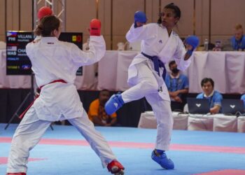 C. Shahmalarani (kanan) masih segar dengan kejayaan meraih pingat emas dalam Kejohanan Persekutuan Karate Asia Tenggara 2026. - MINGGUAN AMIR KHALID