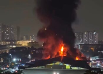 TULAR gambar Pasar Borong Selangor yang terbakar malam tadi - Gambar media sosial
