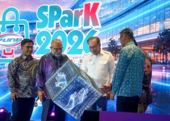 ANWAR Ibrahim ketika gimik perasmian SParK 2026 : Transformasi Niaga di Putrajaya. - UTUSAN/FAISOL MUSTAFA