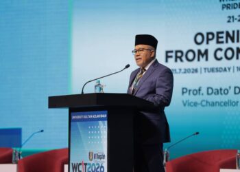 WAN SABRI Wan Yusof ketika berucap pada Persidangan Pemikiran dan Tamadun Islam Sedunia 2026 (WCIT 2026) di Hotel Casuarina Meru, Ipoh hari ini.