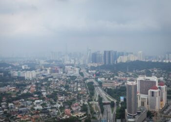 PENGURUSAN hutang negara tidak boleh dinilai berdasarkan jumlah hutang semata-mata tetapi perlu dilihat bersama kadar pertumbuhan ekonomi.