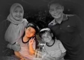 GAMBAR kenangan Mohd. Radzi Rahimi, Nuriani Mohammad Jafri dan dua anak mereka. Seorang daripada anak pasangan itu turut maut manakala seorang lagi cedera selepas Ford Raptor dinaiki dihempap pokok tumbang di Jalan Lama Kuala Lumpur-Bentong, Janda Baik di Bentong, Pahang.