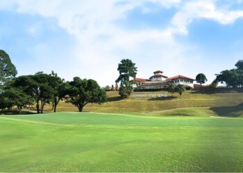 PERMUKAAN green di lubang 18 Kelab Golf Kinrara semakin baik berbanding dahulu.