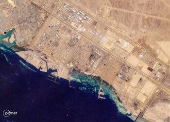 IMEJ satelit menunjukkan infrastruktur minyak  di pesisir barat Laut Merah, Arab Saudi. - AFP