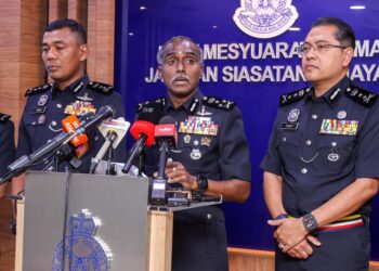 M. Kumar sewaktu berucap pada sidang akhbar di Bukit Aman hari ini, berhubung sindiket penculikan yang ditumpaskan polis di Alor Setar, Jumaat lalu dipercayai didalangi warga China dengan menyasarkan warga asing menerusi tawaran kerja serta pengiring sosial di negara ini melalui media sosial.
