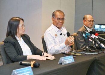 DR. DZULKEFLY Ahmad pada sidang akhbar selepas Mesyuarat Jawatankuasa Tindakan Bersama Pembangunan Kesihatan Sabah (MA63) Bil 1/2026 di sebuah hotel terkemuka di Kota Kinabalu, Sabah, hari ini. - IHSAN JABATAN PENERANGAN SABAH