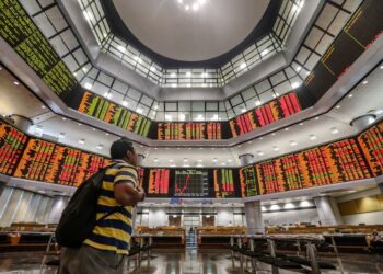 SEKTOR teknologi, perbankan dan utiliti dijangka terus menjadi fokus sekiranya laporan kewangan syarikat serta data ekonomi global menyokong sentimen pasaran.